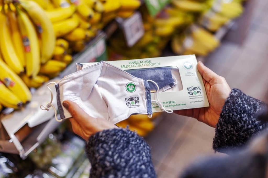 Grüner-Knopf-Masken bei REWE