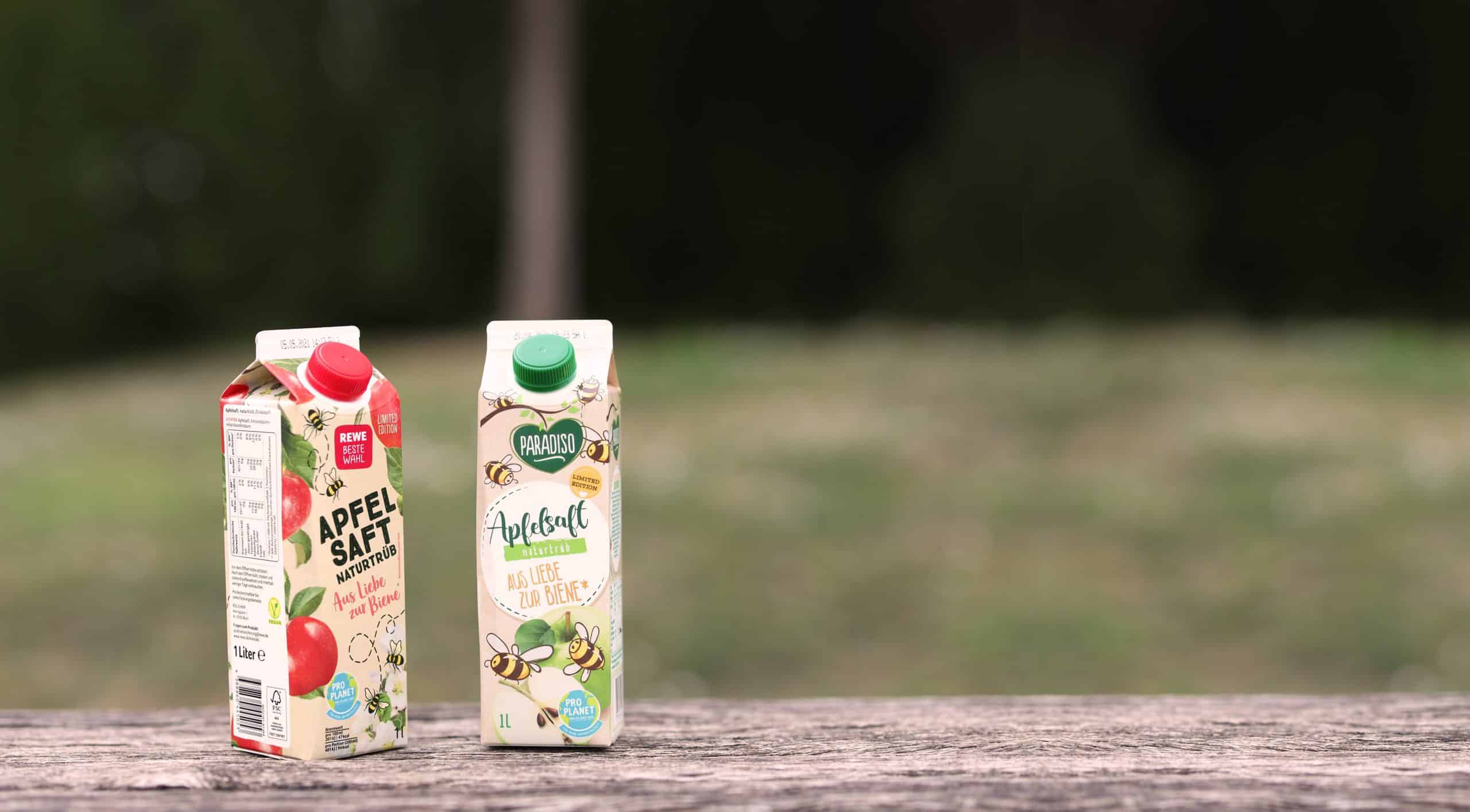 Zwei Tüten Paradiso Apfelsaft