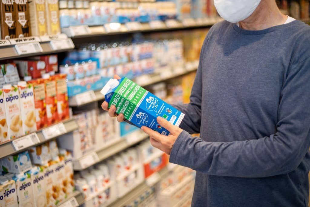 Verbrauchermilch im REWE Markt