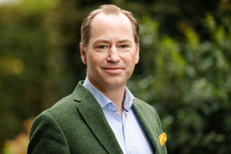 Porträt von Dr. Alexander Hinrichs