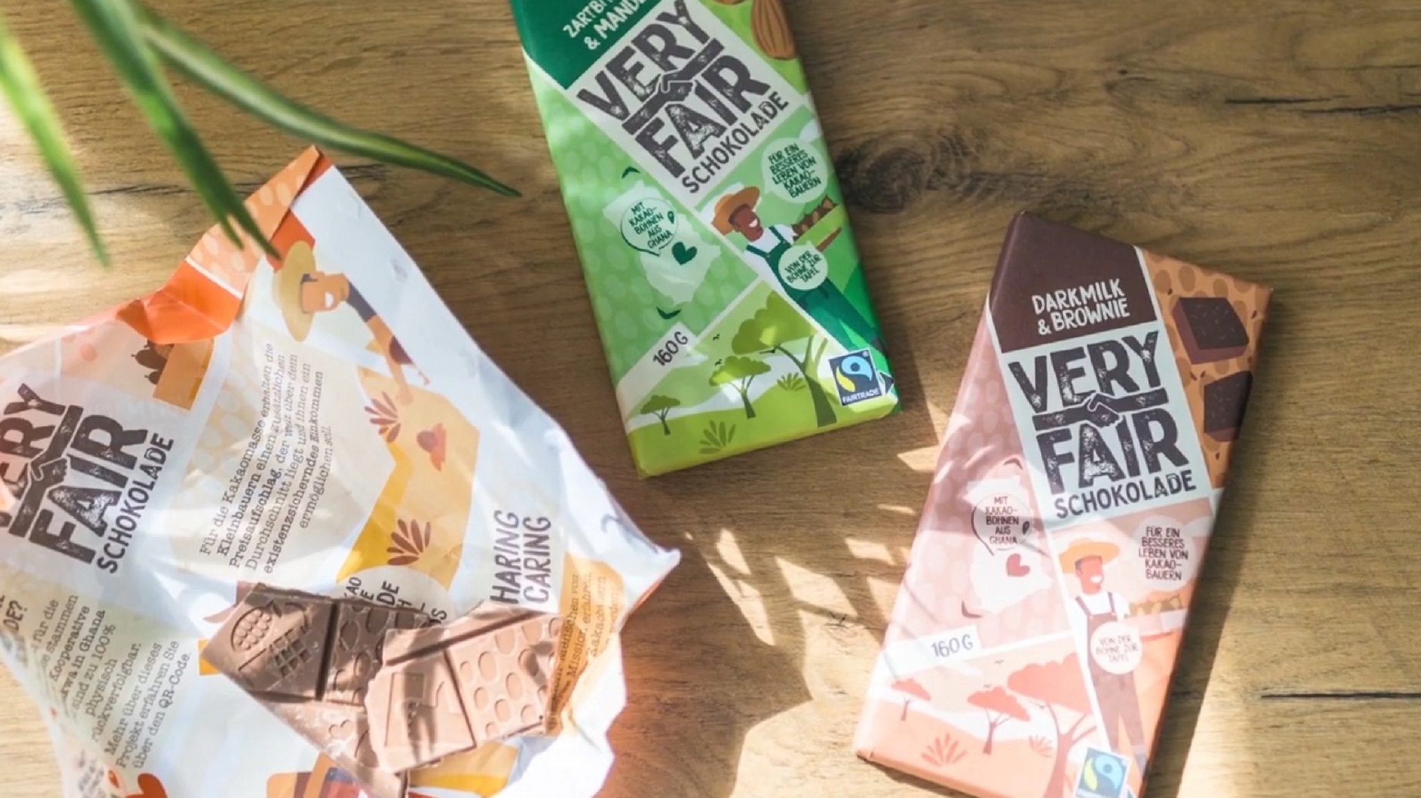 Schokoladentafeln von der Very Fair Schokolade der REWE Group.