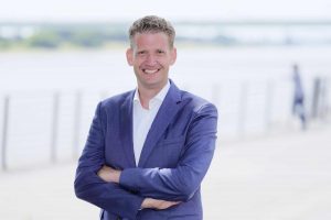 Porträt von Dr. Stefan Görgens