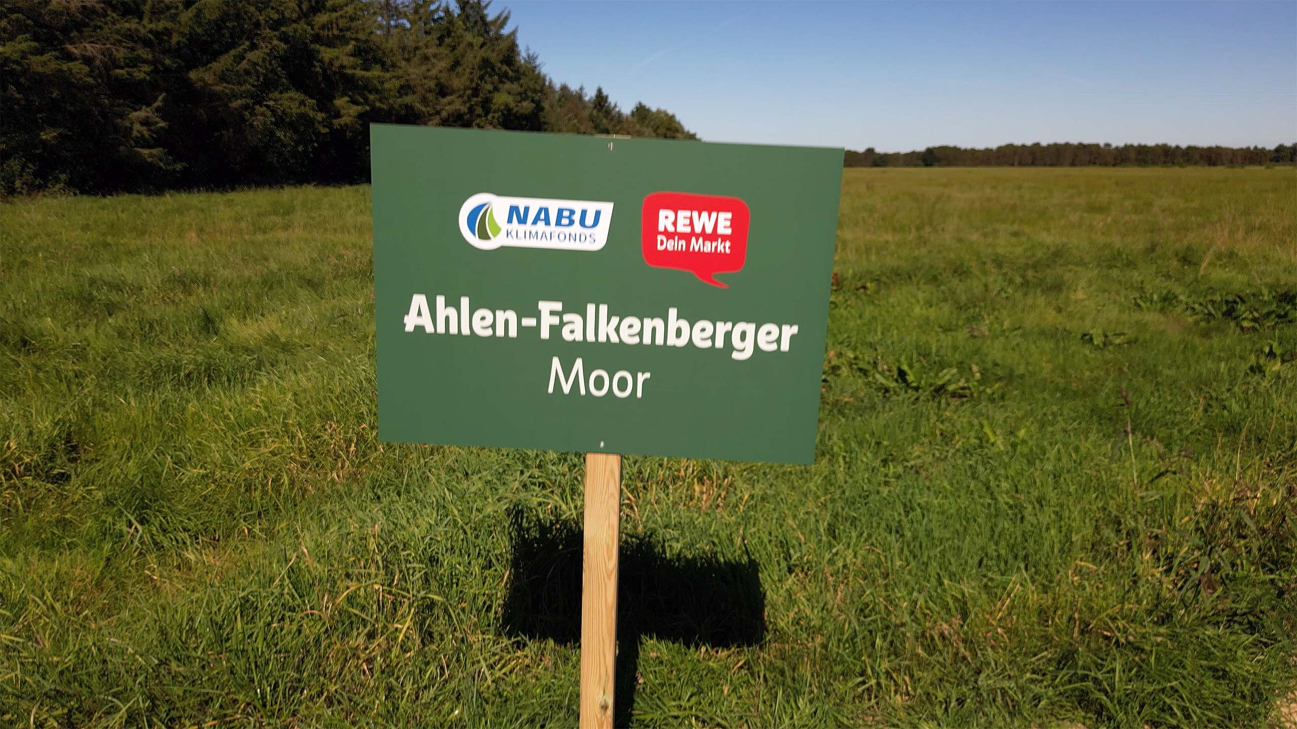 Signpost on the Ahlen-Faklenberger Moor