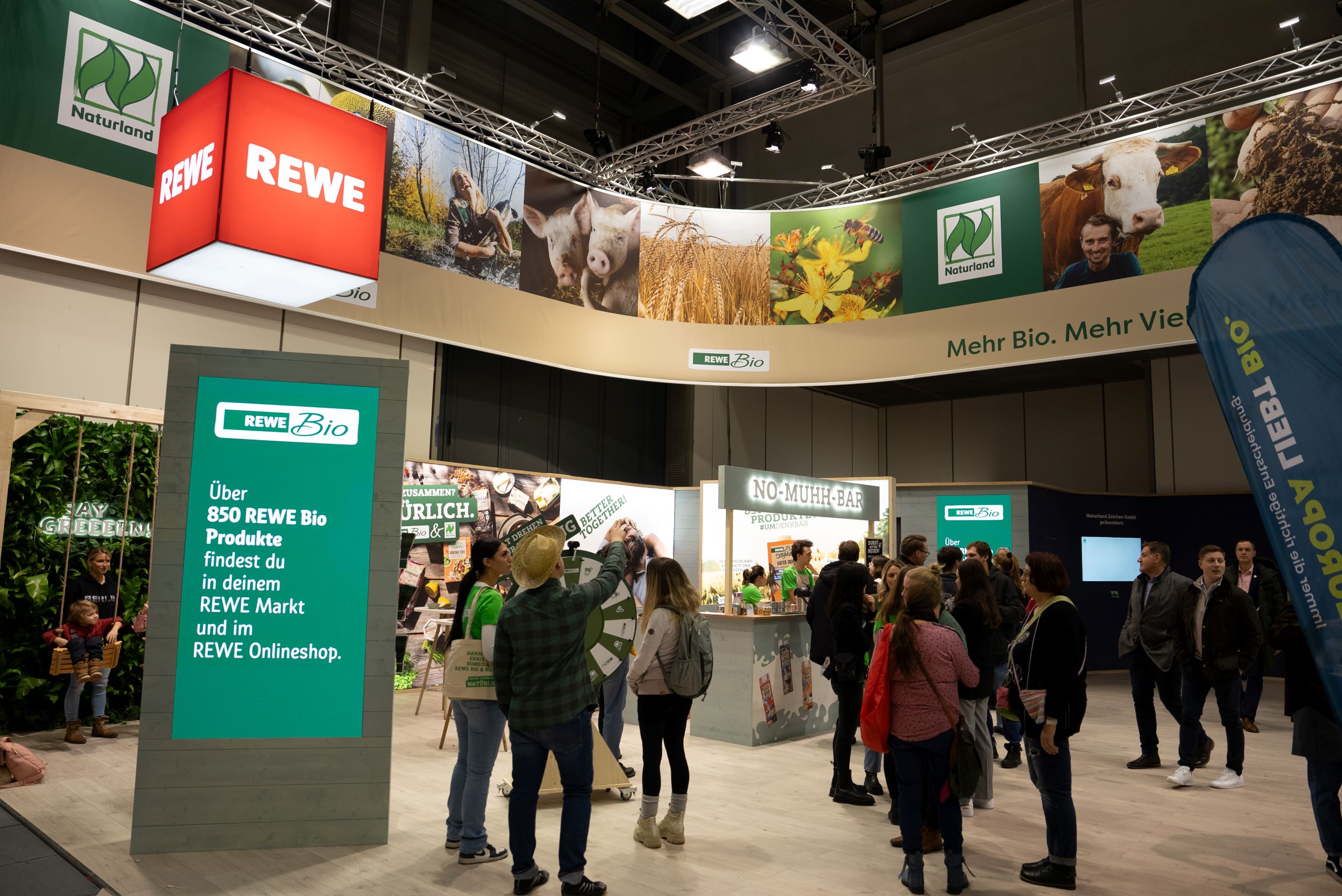 Messestand von REWE Bio auf der Landwirtschaftsmesse 